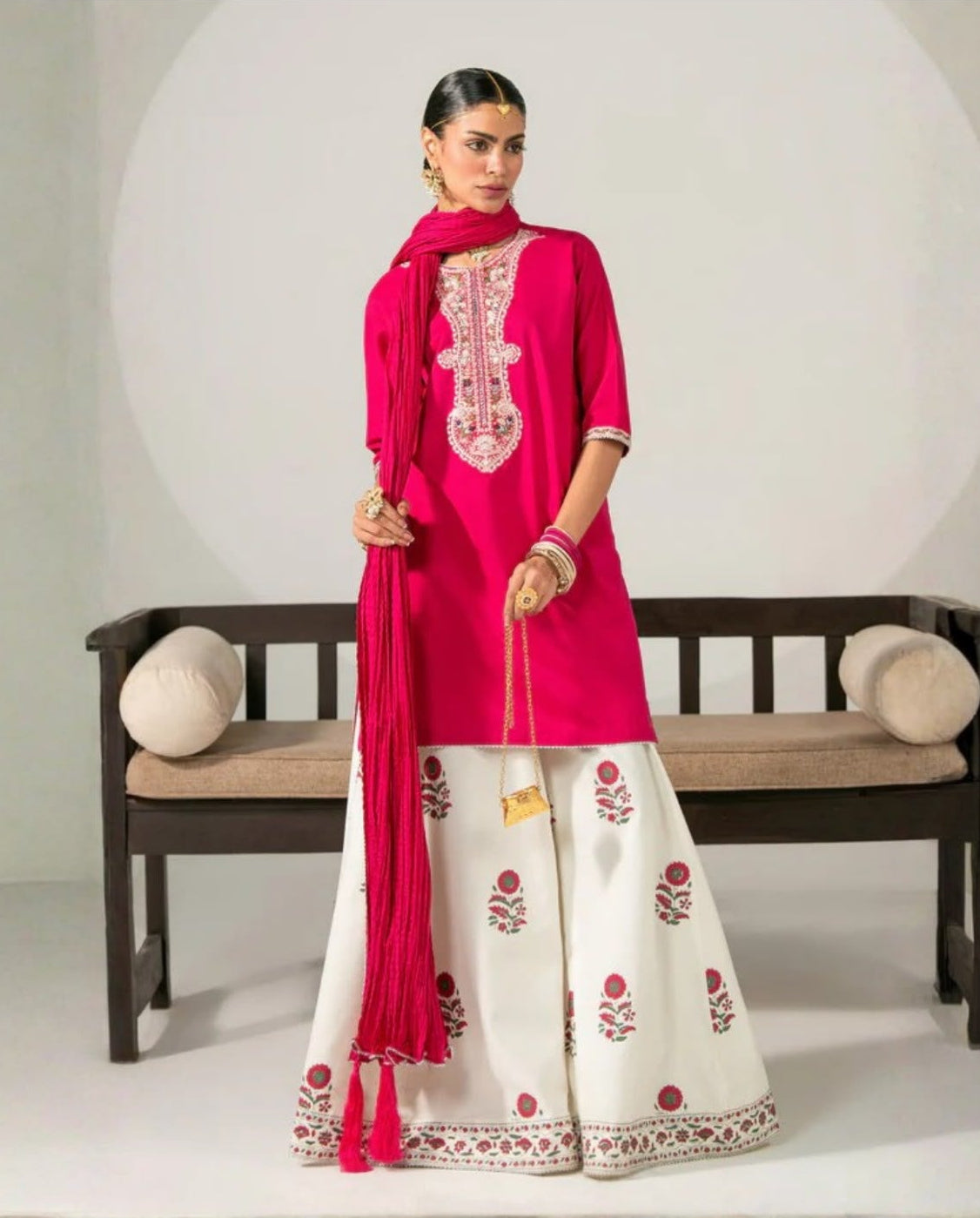 Laam Dhanak Winter Collection 2026 – Front & Sleeves Heavy Embroidered 2 Piece Suit
