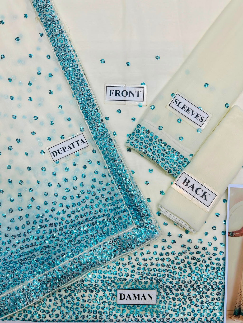 Jazmin EMBROIDERED 3PC UNSTITCH