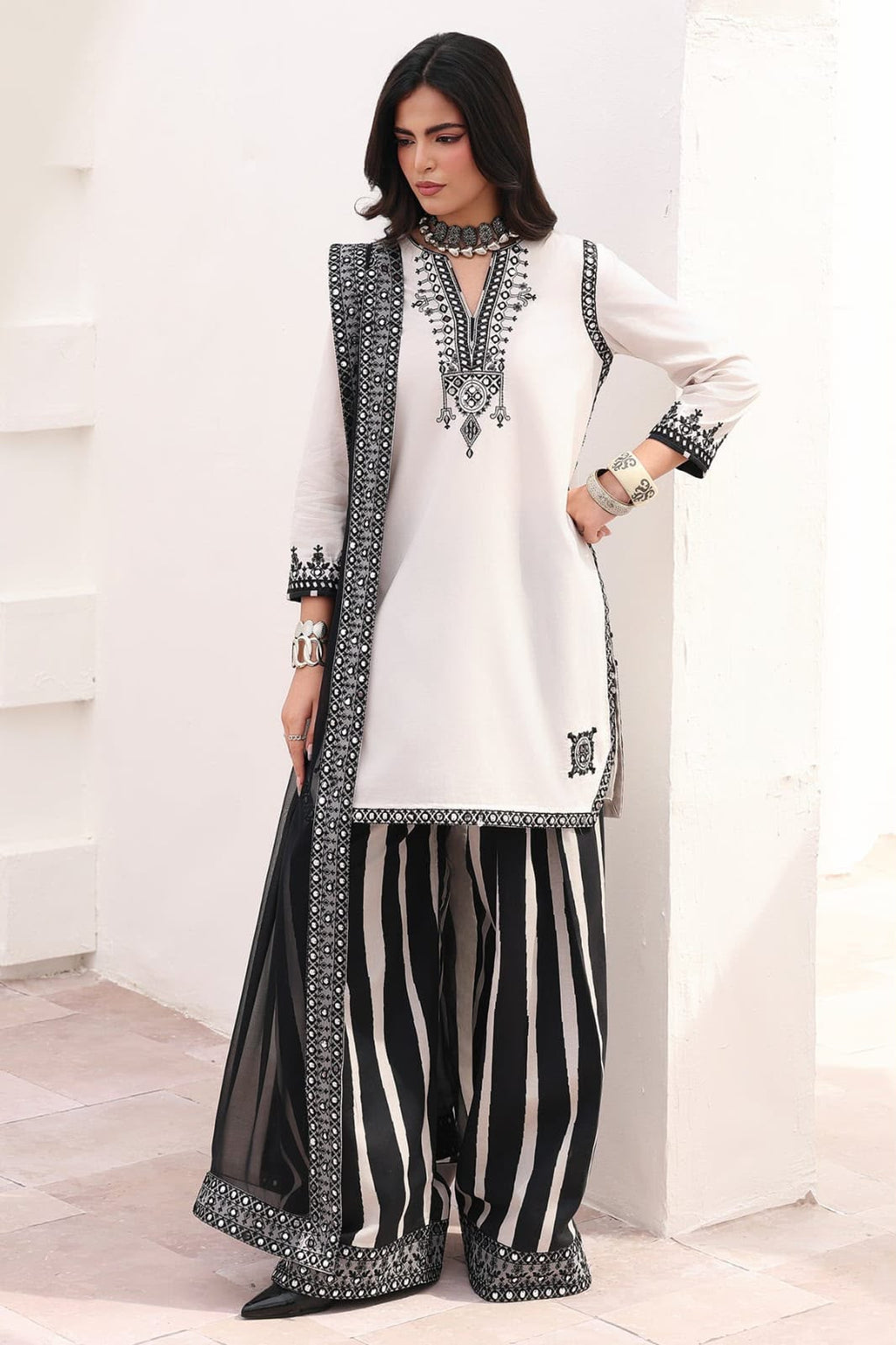 Charizma EMBROIDERED 3PC UNSTITCH
