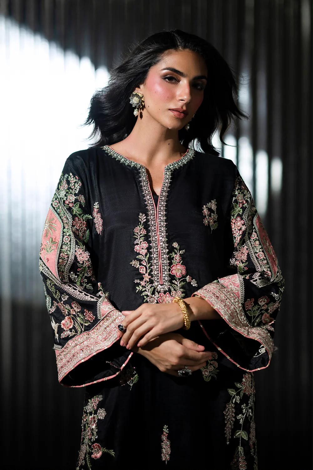 BLACK ETHNIC EMBROIDERED